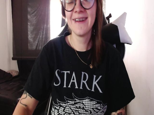 Live sex webcam photo for Arya_stark_ #269563743