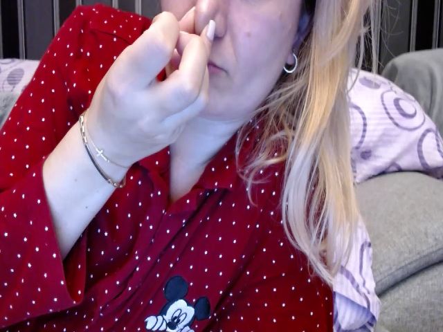 Live sex webcam photo for Bite_Me__ #269570547