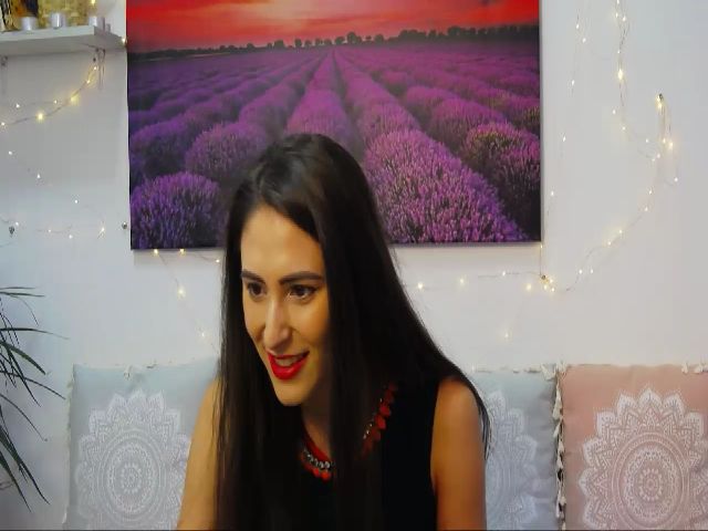 Live sex webcam photo for MaraW #269563507