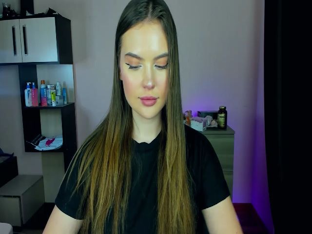 Live sex webcam photo for Daisymarly #269556232