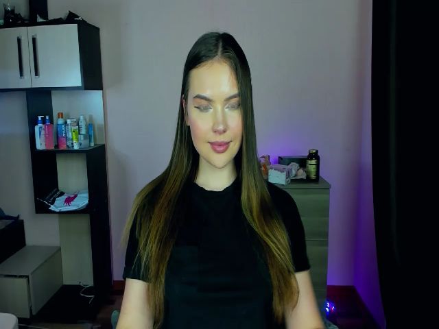 Live sex webcam photo for Daisymarly #269556519