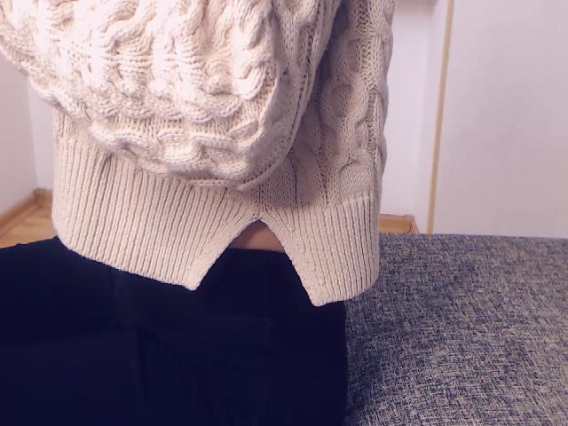 Live sex webcam photo for Asoll77 #269559326