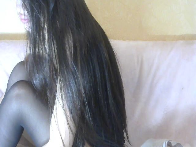 Live sex webcam photo for madmonkey_ #269565432