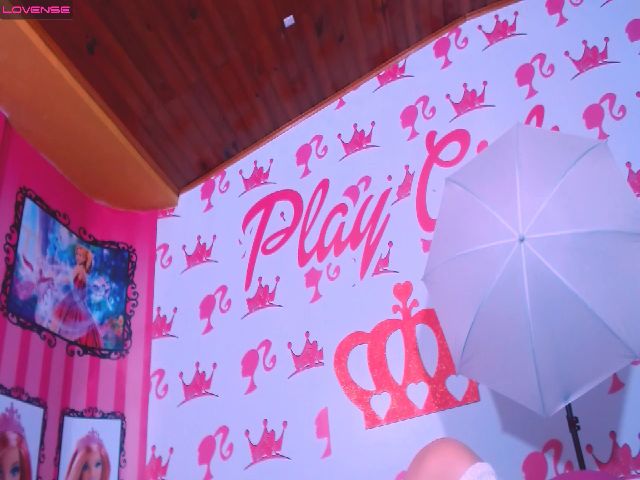 Live sex webcam photo for Naughtty_Doll #269563293