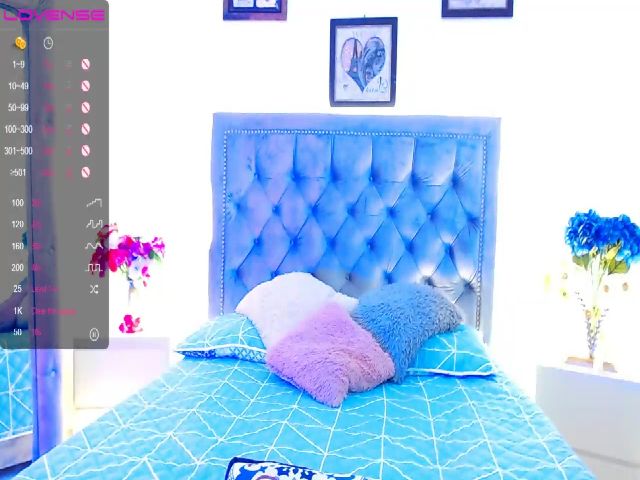 Live sex webcam photo for Saraparker09 #269570634