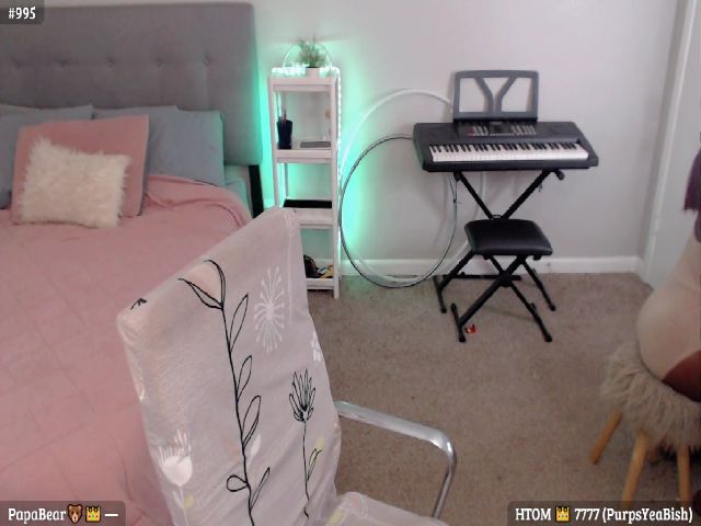 Live sex webcam photo for TiaBear #269565083