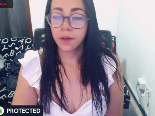 Live sex webcam photo for Latinqueenps #269568195