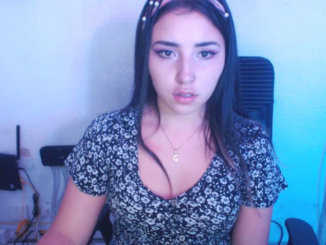 Live sex webcam photo for Hanna_becker #269570249