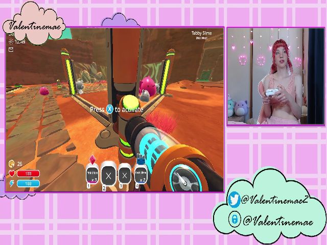 Live sex webcam photo for ValentineMae #269555407