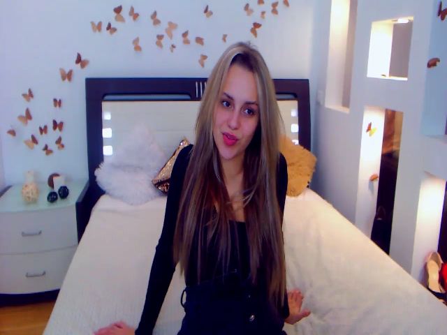 Live sex webcam photo for NikaGlam #269558598