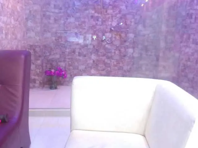 Live sex webcam photo for DeyaneShane #269567837