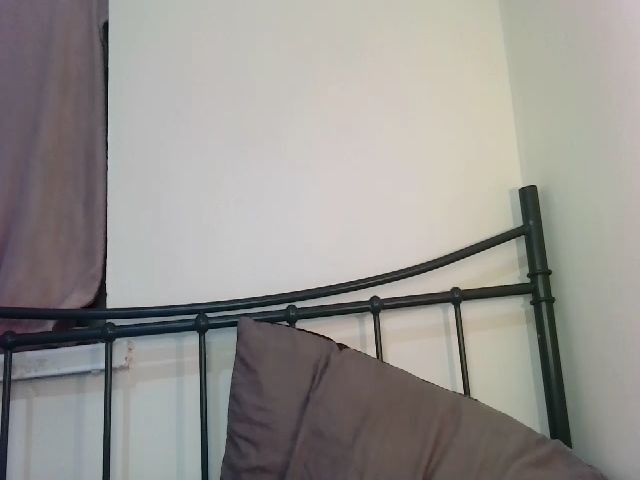 Live sex webcam photo for inkdchocolate #269570350