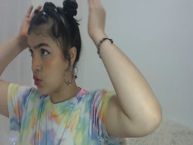 Live sex webcam photo for VictoriaOsman #269555374