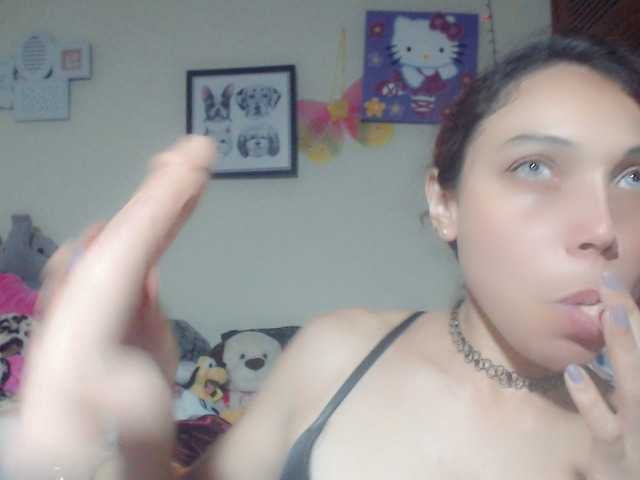 Live sex webcam photo for abby-camstar #269562135