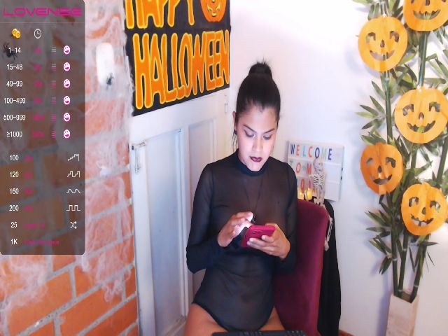 Live sex webcam photo for Jhoselynwish #269556688