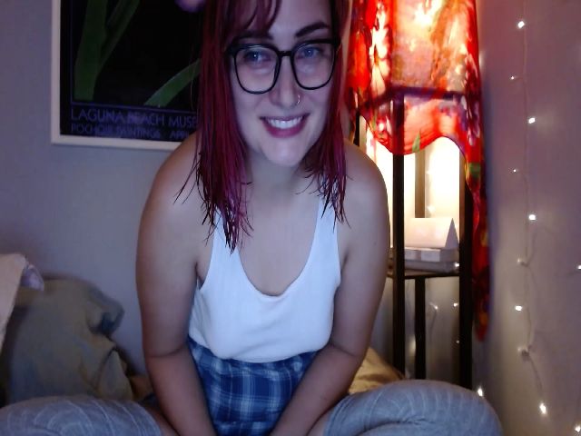 Live sex webcam photo for JenniferGwen #269554099