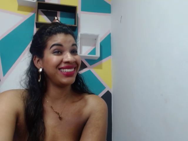 Live sex webcam photo for Melyany_jk #269554166