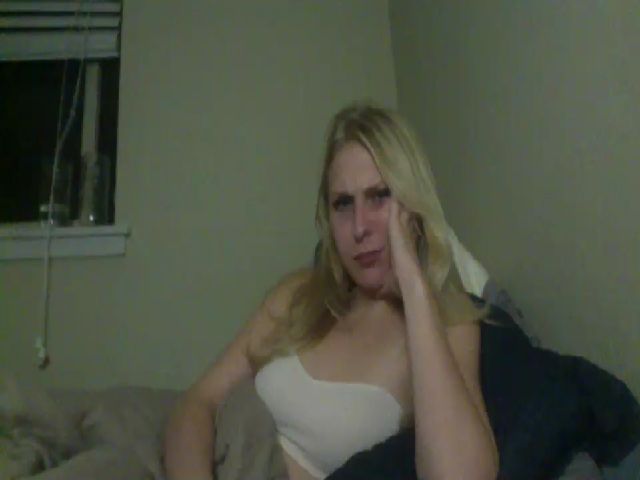 Live sex webcam photo for Roselisi #269556687