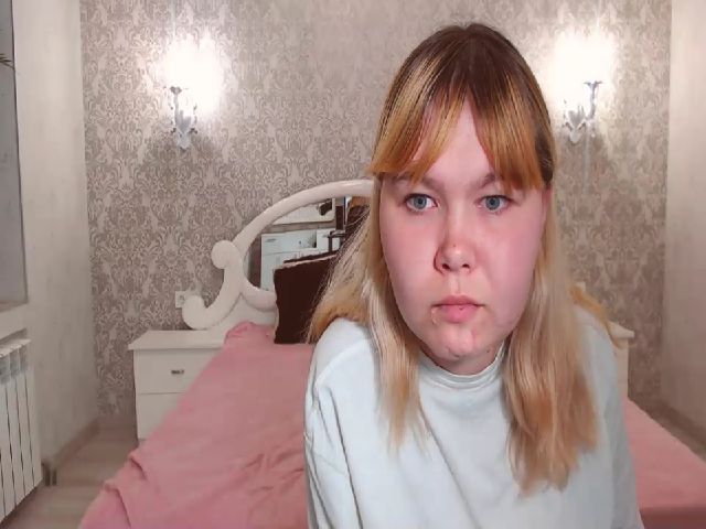 Live sex webcam photo for Helen_Swon #269565402