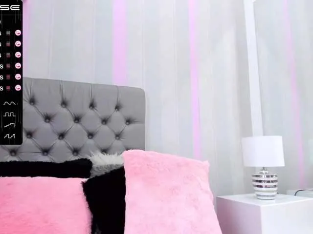 Live sex webcam photo for candy-smith #269587577