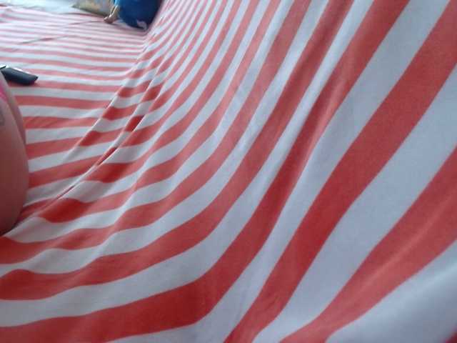 Live sex webcam photo for PrincessReyna #269578218