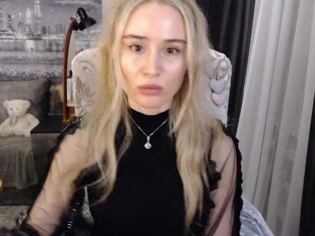 Live sex webcam photo for xyliganka777 #269572398