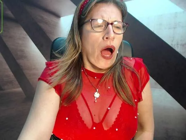 Live sex webcam photo for maturehot-1 #269582528