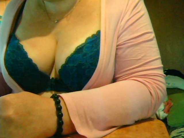 Live sex webcam photo for GapeMyHole #269578093