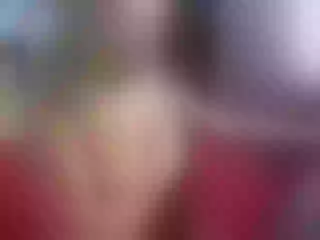 Live sex webcam photo for come2mom #269577938