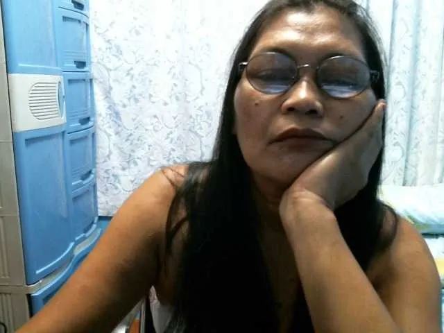 Live sex webcam photo for hOtGranny4u #269573055