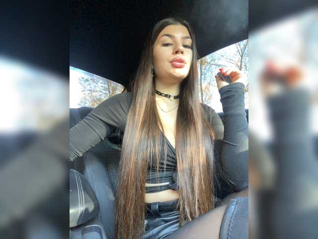 Live sex webcam photo for -MaybeBaby- #269581637