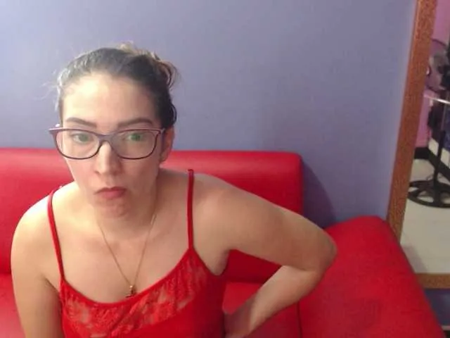 Live sex webcam photo for jeniferblanco #269573302