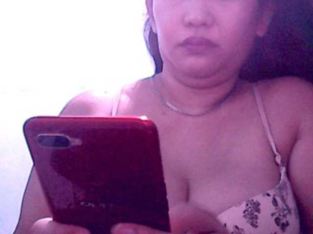 Live sex webcam photo for wildmom4u #269582651