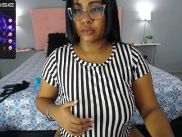 Live sex webcam photo for Ebonykarla #269578511