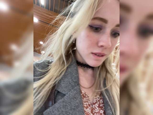 Live sex webcam photo for Likachkaa #269586807