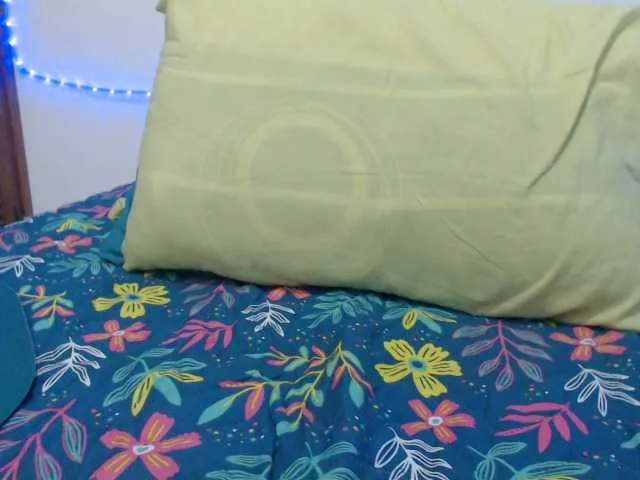 Live sex webcam photo for liss-sex #269573882