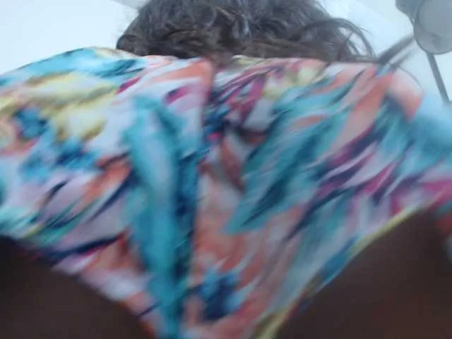 Live sex webcam photo for Little-Star #269573658