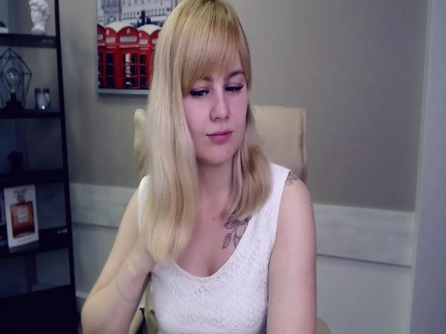 Live sex webcam photo for AdelinaBlondy #269576100