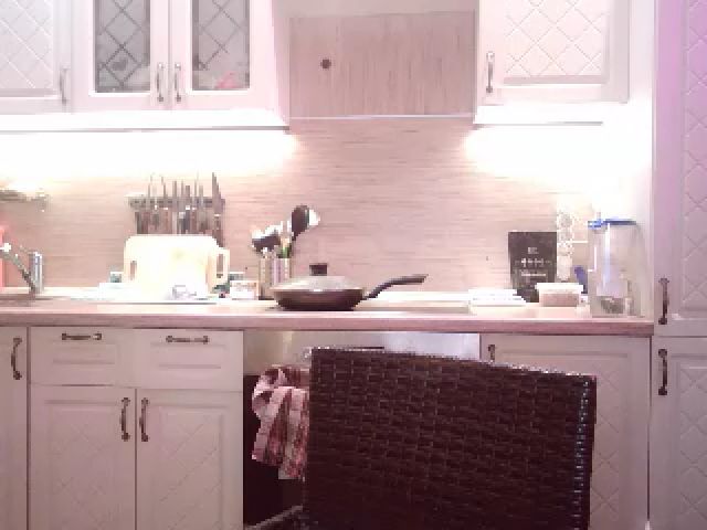 Live sex webcam photo for JaneGrey111 #269586022