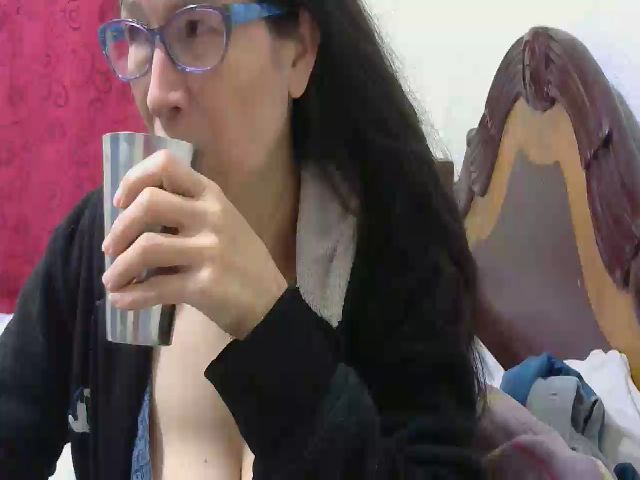 Live sex webcam photo for Latin__mature #269576915