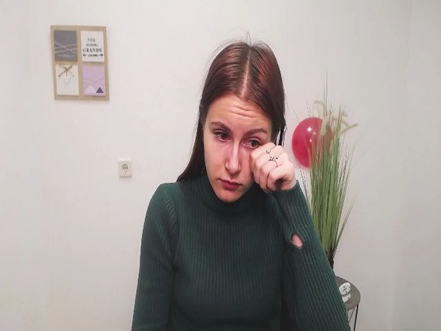 Live sex webcam photo for MollyTravis #269578963