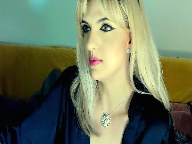 Live sex webcam photo for Sunnywilld #269591999