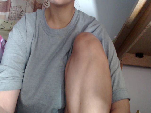 Live sex webcam photo for HotpukiLuver #269590738
