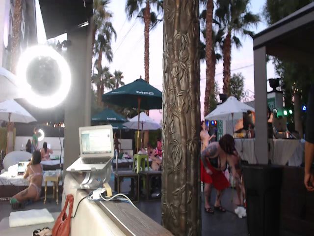 Live sex webcam photo for Tara_Quartz #269574743