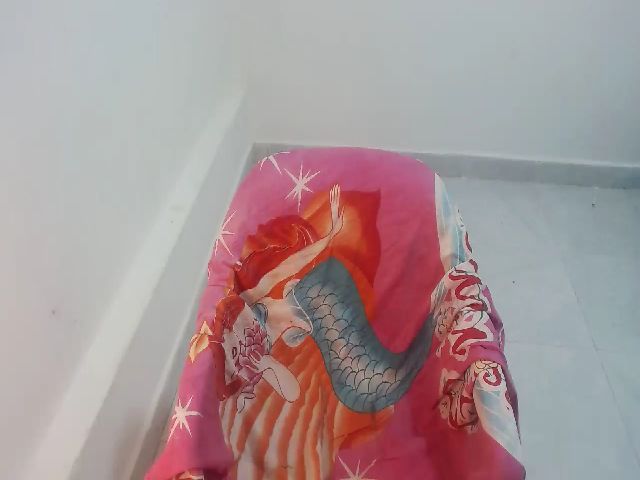 Live sex webcam photo for Candy_hot8 #269586176