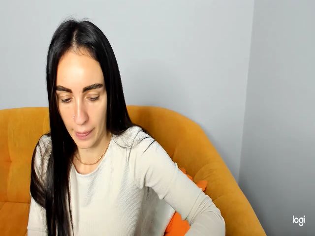 Live sex webcam photo for YourMissMasha #269578762