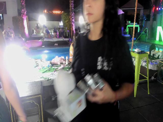 Live sex webcam photo for Mochi #269575479