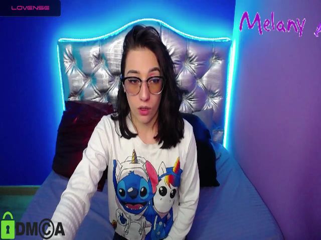 Live sex webcam photo for Melanie12_ #269585435