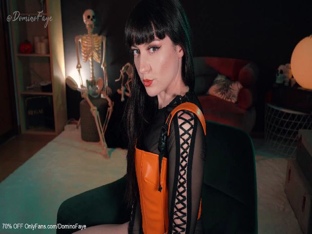 Live sex webcam photo for DominoFaye #269589440