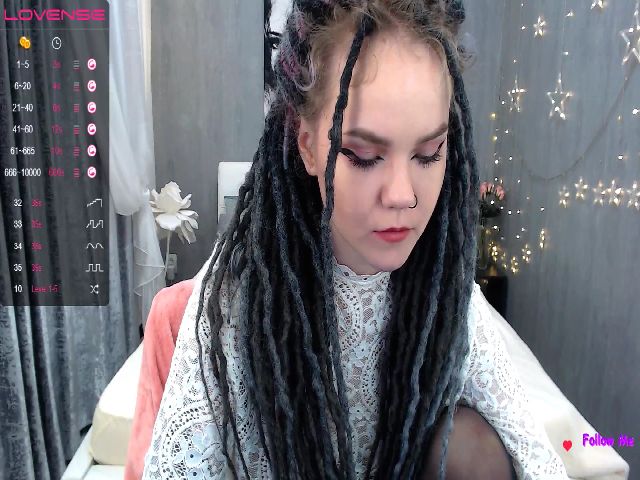 Live sex webcam photo for KerryBlair #269577125